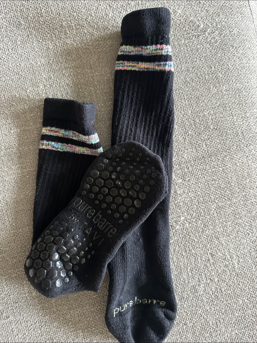 TAVI Pure Barre Black Grip Socks with Pastel Stripes